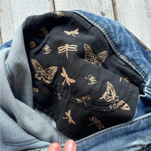 Mavi Gold, Emma Jean, distressed, size 26x32 - Picture 8 of 15